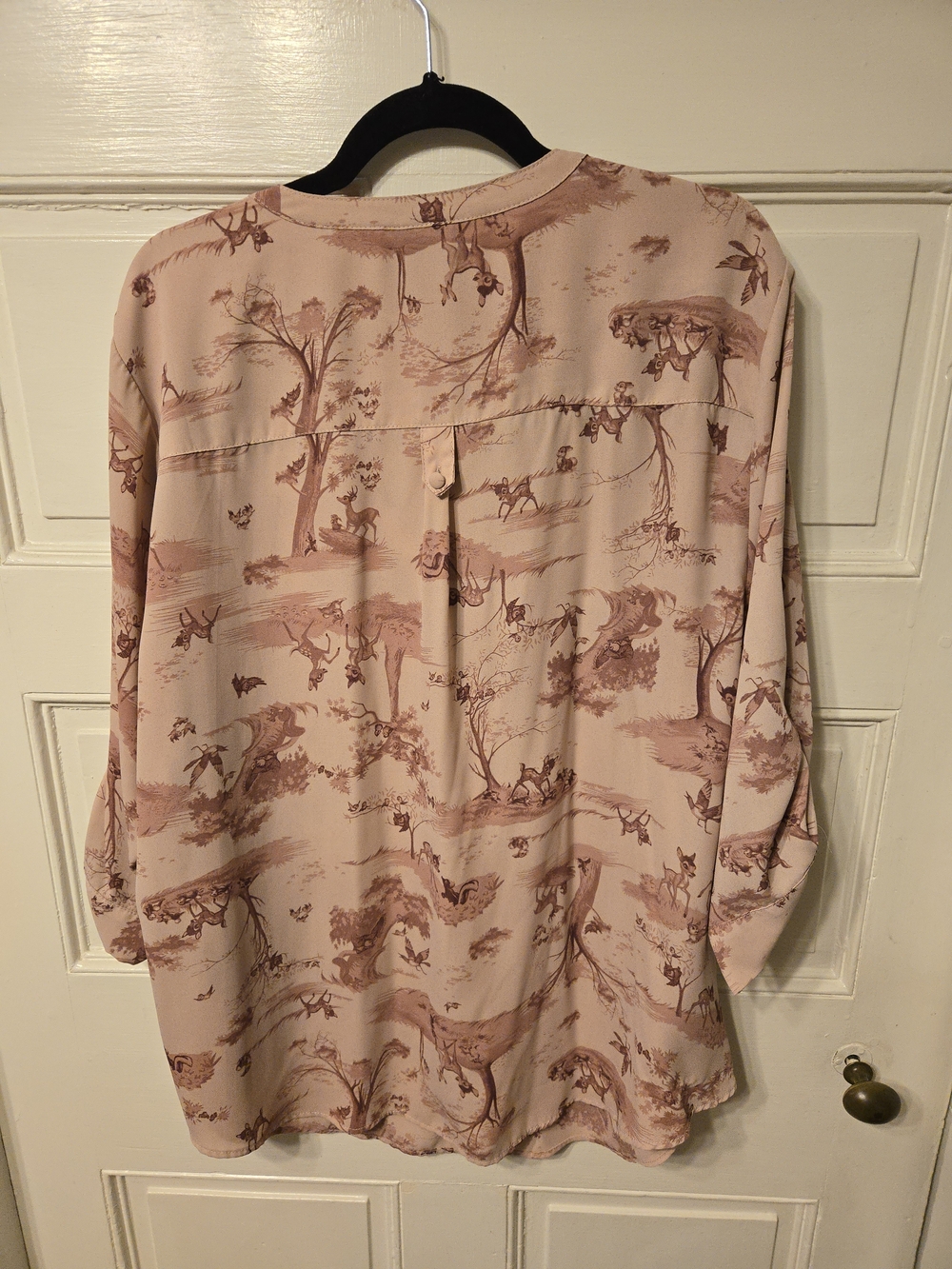 Torrid Disney Bambi Light Pink Printed V-Neck Harper Size 3 Plus - Picture 4 of 6
